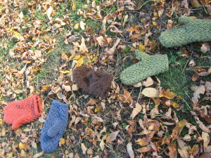 Herringbone Mitten in different sizes