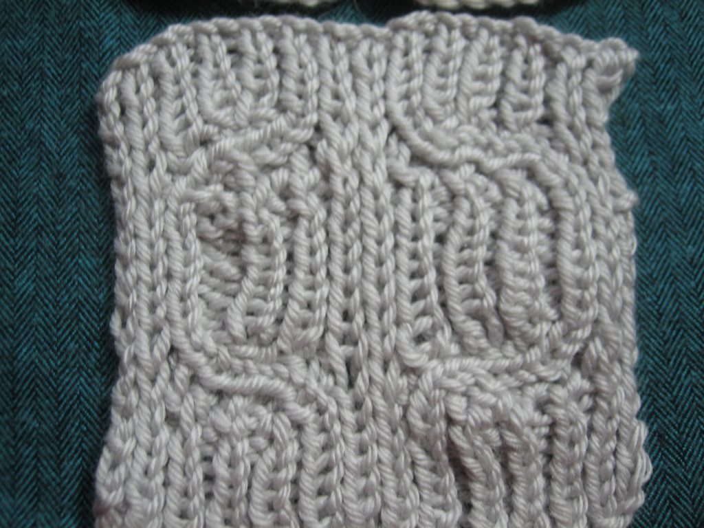 Ribbed Short Row Slide Sample, front view