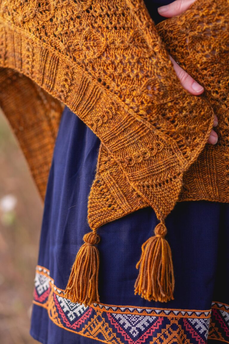 Tassel of Hollywood and Vine Shawl Photo by Elizabeth Zimmerman of Western Rose Studios.